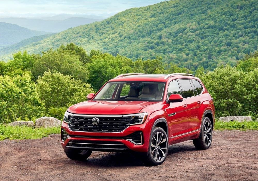 Uppdaterade Volkswagen Atlas: test av rymlig familjecrossover