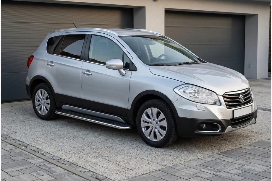 Suzuki SX4 S-Cross 2013–2016 Sidosteg Maydos V1 (2 st, aluminium ↗ rostfritt stål) Image