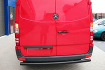 Mercedes Sprinter W906 2006–2018 Bakre skyddsbåge AK002 Black (rostfritt stål) foto 2