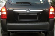 Hyundai Tucson JM 2004– Bakre skyddsbåge AK002 Black (rostfritt stål) foto 1