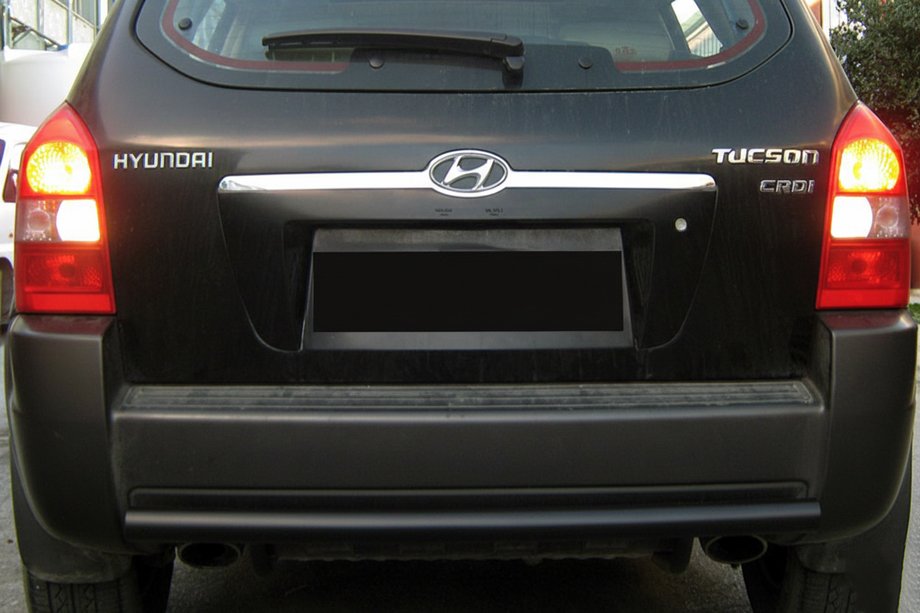 Hyundai Tucson JM 2004– Bakre skyddsbåge AK002 Black (rostfritt stål) Image