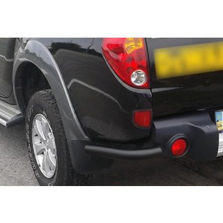 Bakre hörn AK003 Black (2 st, rostfritt stål) Mitsubishi L200 2006–2015 foto 2