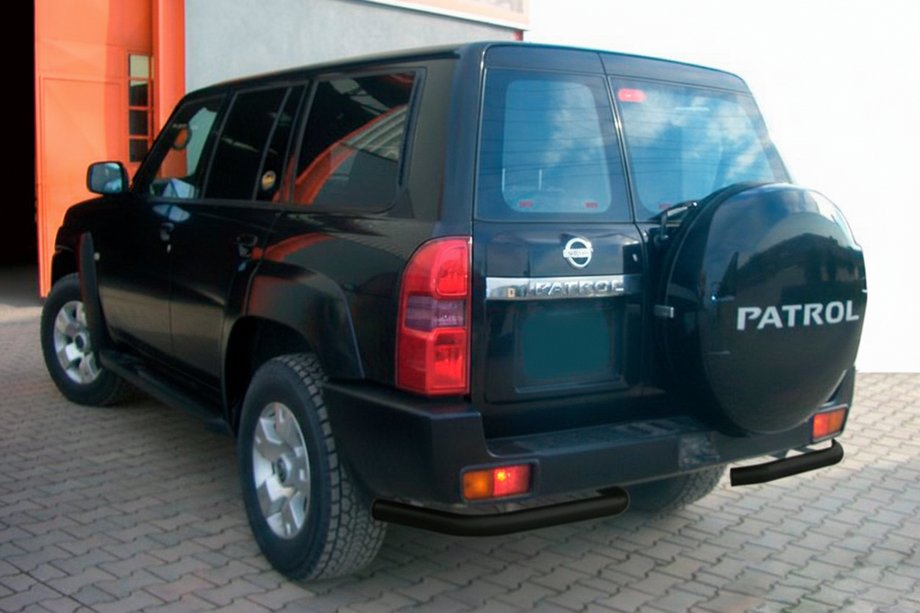 Nissan Patrol Y61 1997–2011 Bakhörn AK003 Black (2 st, rostfritt stål) Image