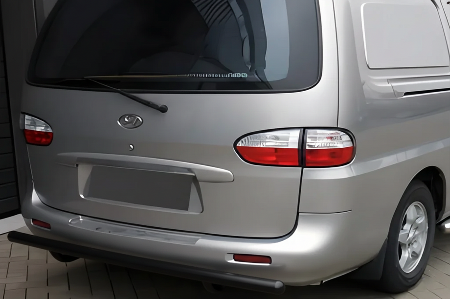 Hyundai H200, H1, Starex 1998–2007 Bakre skyddsbåge AK002 Black (2 st, rostfritt stål) Image