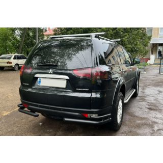 Bakre skyddsbåge AK003-Double Black (2 st, rostfritt stål) Mitsubishi Pajero Sport 2008–2015