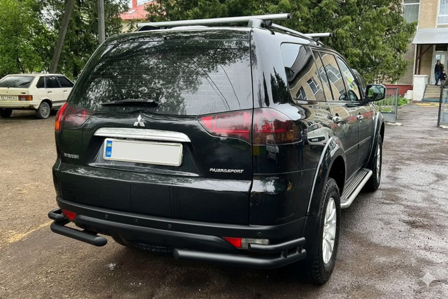 Mitsubishi Pajero Sport 2008–2015 Bakre skyddsbåge AK003-Double Black (2 st, rostfritt stål) Image