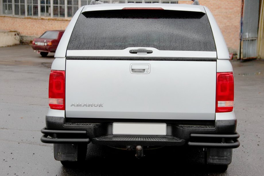 Volkswagen Amarok 2010–2022 Bakre hörnskydd AK003-Double Black (2 st, rostfritt stål) Foto 5