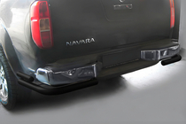 Nissan Navara 2006–2015 Bakre skyddsbåge AK003-Double Black (rostfritt stål) foto 2