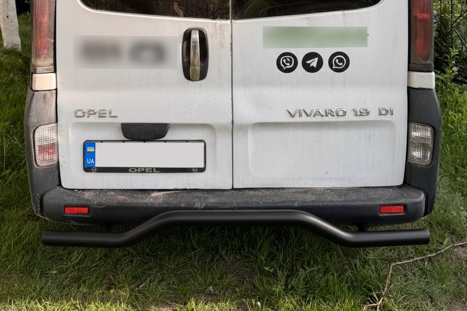 Opel Vivaro 2001–2015 Bakre skyddsbåge AK006 Black (rostfritt stål) Image