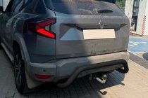 Renault Duster 2024– Bakre skyddsbåge AK007 Black (rostfritt stål) foto 3