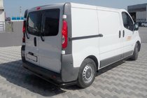 Renault Trafic 2001–2015 Bakre stötfångarskydd med hörn, svart (rostfritt stål) foto 1