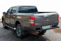 Fiat Fullback 2016– Bakre skyddsbåge AK005 Black (rostfritt stål) foto 1