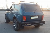 Lada Niva och Urban 1977– Bakre skyddsbåge AK002 dubbel Svart foto 1