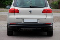 Volkswagen Tiguan 2007–2016 Bakre skyddsbåge AK002-2 Black (rostfritt stål) foto 2