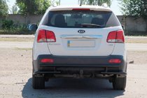 Kia Sorento II XM 2009–2014 Bakre skyddsbåge AK003-2 Black (rostfritt stål) foto 4