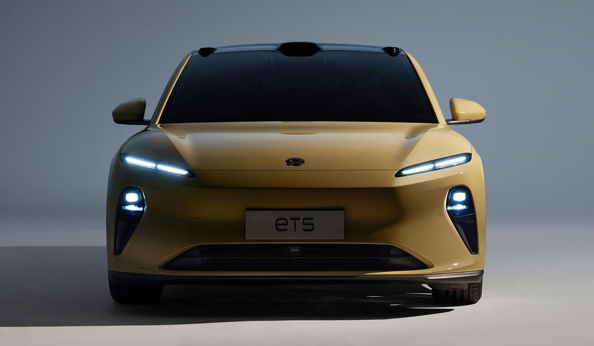 Test av NIO ET5: smart el-sedan med upp till 1000 km räckvidd
