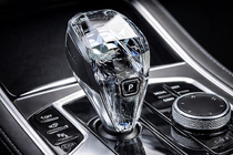 BMW X7 G07 2019– Set med kristalinslag för interiören (automatväxelväljare + knappar) foto 3
