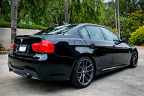 BMW 3-serie E90/E91 2005–2011 M-Sport bodykit (för E90 2008-2011) Enkel avgasanläggning med utblås på båda sidor foto 3
