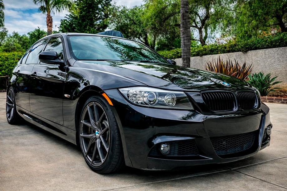 BMW 3-serie E90/E91 2005–2011 M-Sport bodykit (för E90 2008-2011) Dubbla avgasutblås på ena sidan Foto 2