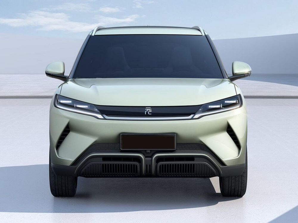 Test av BYD Yuan Up: Tekniska data, utrustning och bilder