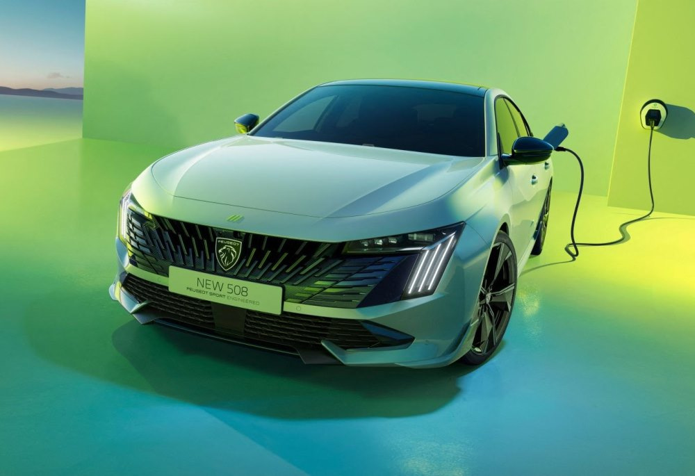 Test av Peugeot 508 PSE: fransk sport-sedan med hybridkraft