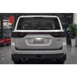 Baklyktor V2 Toyota Land Cruiser 300 2021– foto 4