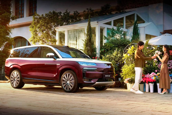 Test: Denza N9 Plug-in Hybrid – BYD:s hybrida flaggskepp