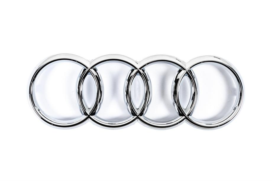 Audi främre emblem krom (285 x 100 mm) Foto 1