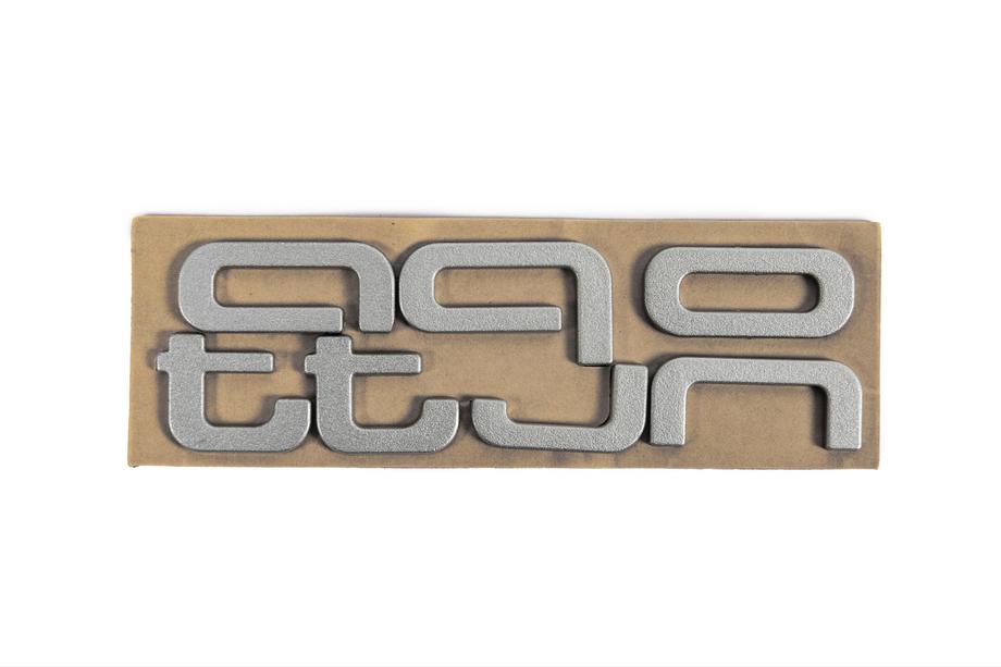 Audi Quattro Grey emblem Foto 2