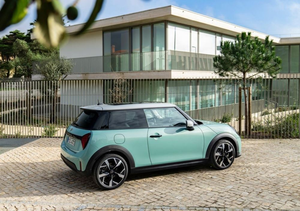 Test av MINI Hatchback 3-door (F66): ny generation