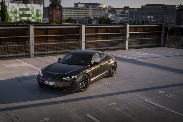Audi RS e-tron GT 2025 – elektrisk grand tourer i toppklass