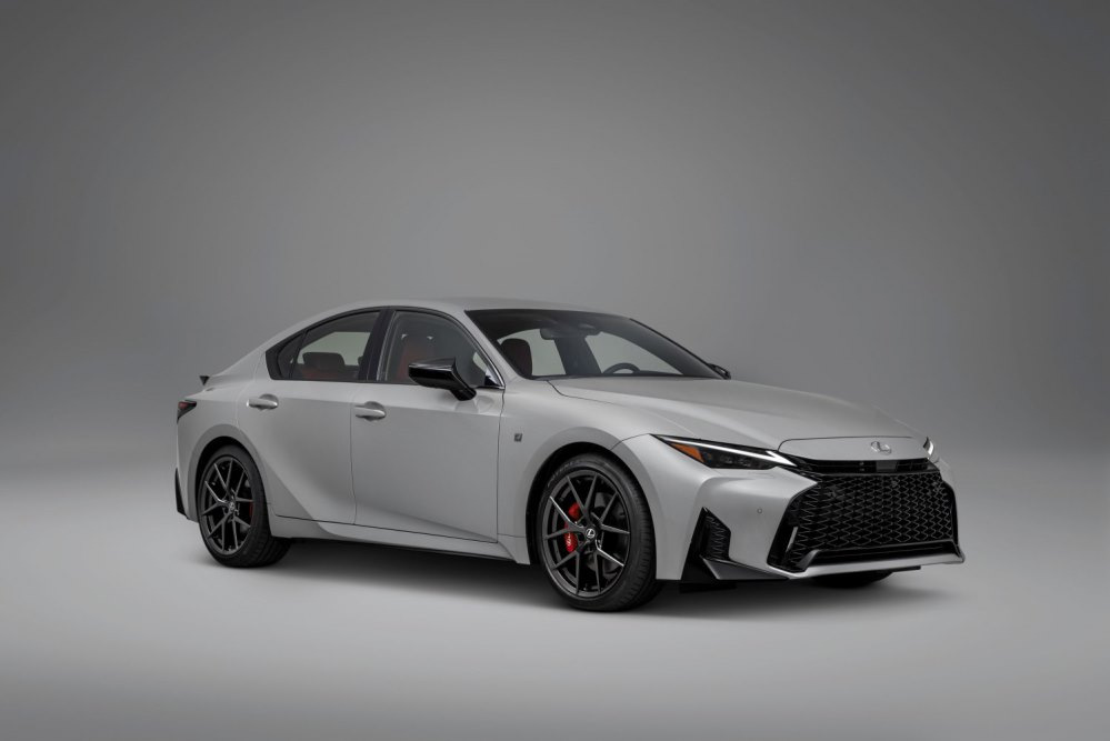 Lexus IS (XE30, facelift 2025): test av premium sportssedan