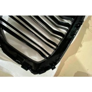 Rea: njurgrill M-Look (2018-2022, svart högblank) BMW X5 G05 2019–2026 foto 4