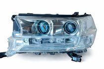 Toyota Land Cruiser 200 2007–2021 Strålkastare fram 2016+ (Standart, begagnad) foto 3