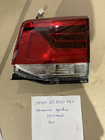 Toyota Land Cruiser 200 2007–2021 Rea Bakre höger inre baklykta 2016-2021 (OEM-standard) (på bakluckan) (sprucken) foto 2