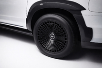 Cadillac Escalade 2020– Smidda OEM-fälgar R22 (4 st) foto 1