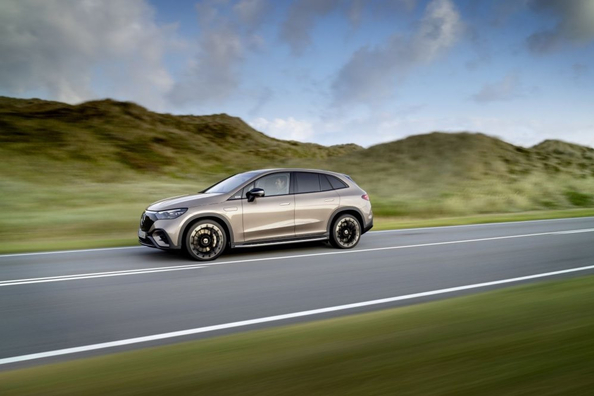 Mercedes-Benz AMG EQE 53 SUV (X294): kraftfull elektrisk crossover från AMG Foto 4