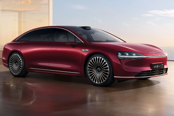 Stelato S9 EV: Huaweis elektriska flaggskeppssedan