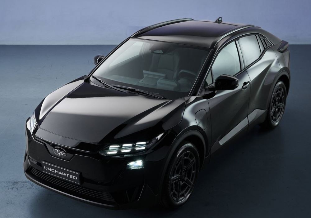Test av den kompakta elektriska crossovern Subaru Uncharted 2026