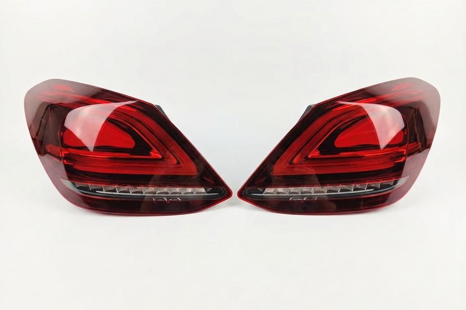 Mercedes C-class W205 2014–2021 Baklyktor 2026-Design (2 st) Image