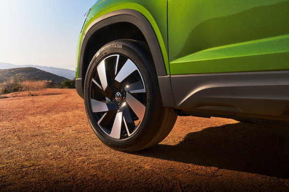 Test av Volkswagen Taos facelift 2024: uppdaterad kompakt crossover Foto 6