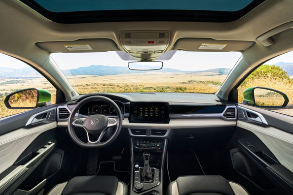 Test av Volkswagen Taos facelift 2024: uppdaterad kompakt crossover Foto 5