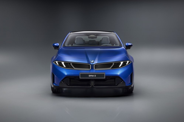 Test av BMW i3 2026: ny eldriven sedan från tyska tillverkaren Foto 3