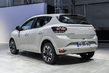 Test av Dacia Sandero: prisvärd stadshatchback med uppdaterad design foto 3