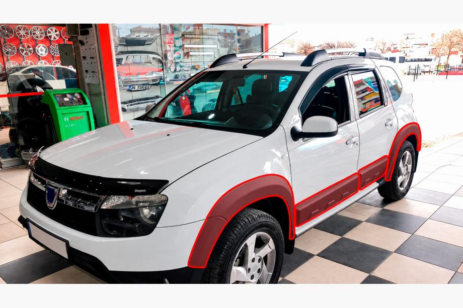 Renault Duster 2008–2017 Hjulhusbreddare med lister EuroCap (12 st, släta, mattsvart, ABS) Foto 1