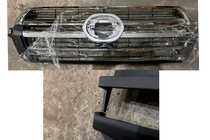 Toyota Land Cruiser 200 2007–2021 Rea kylargrill 2016-2021 (2021-design) foto 2