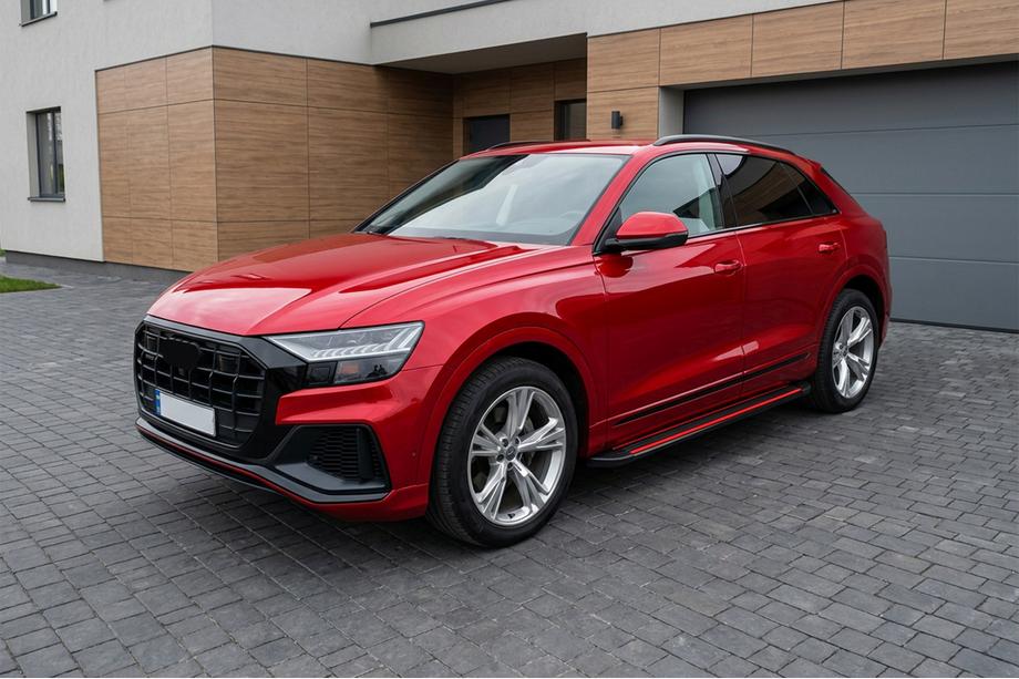 Audi Q8 2018– Sidosteg Maya Red (2 st, aluminium) Image