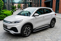 BYD Atto 3 2021– Sidosteg Bosphorus Grey (2 st, aluminium) foto 1