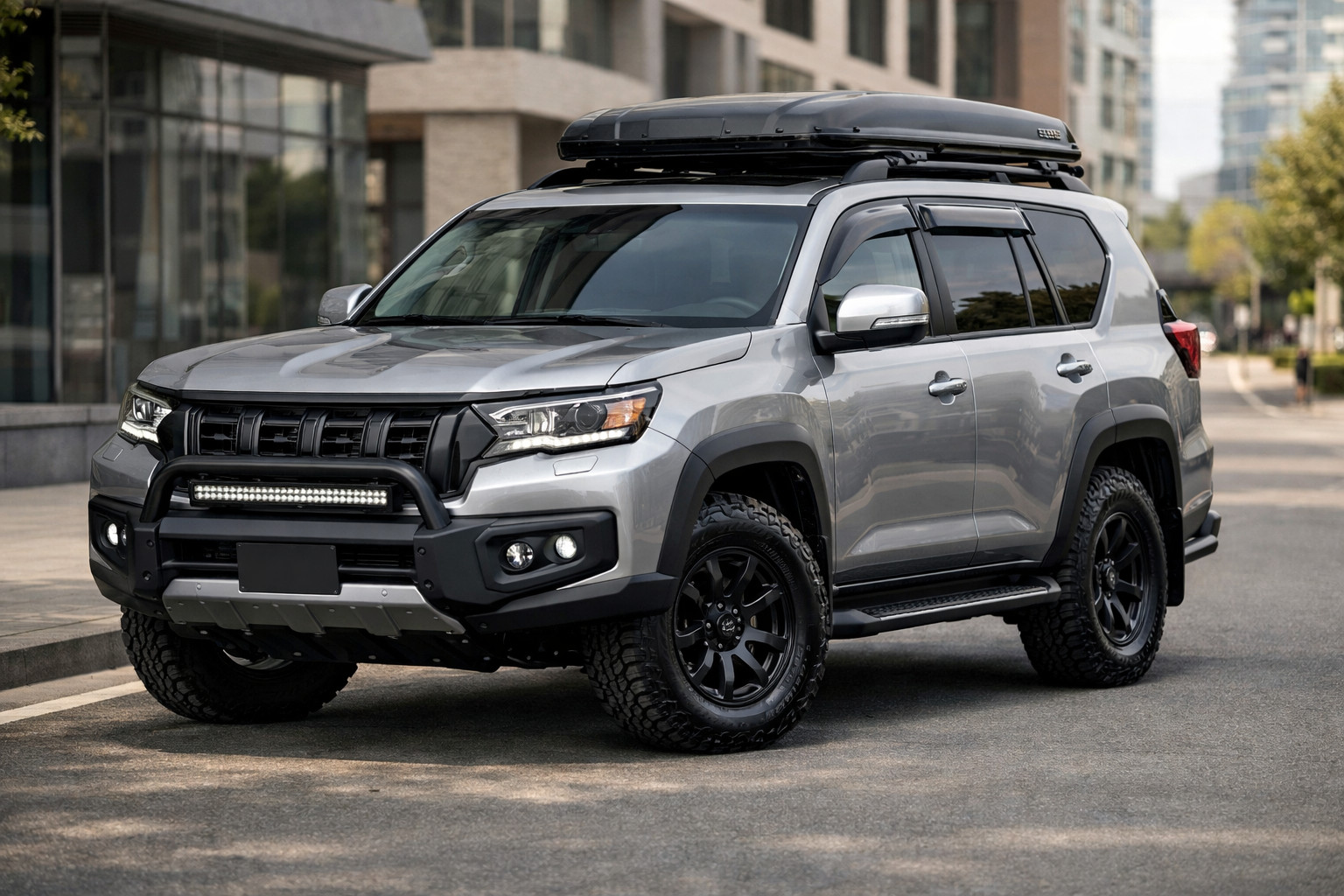 Första uppgraderingen av Toyota Land Cruiser Prado 250 för stan