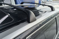 Toyota Highlander 2013–2019 Takräcke (lastbågar) för integrerade takrails OEM (2 st) foto 6